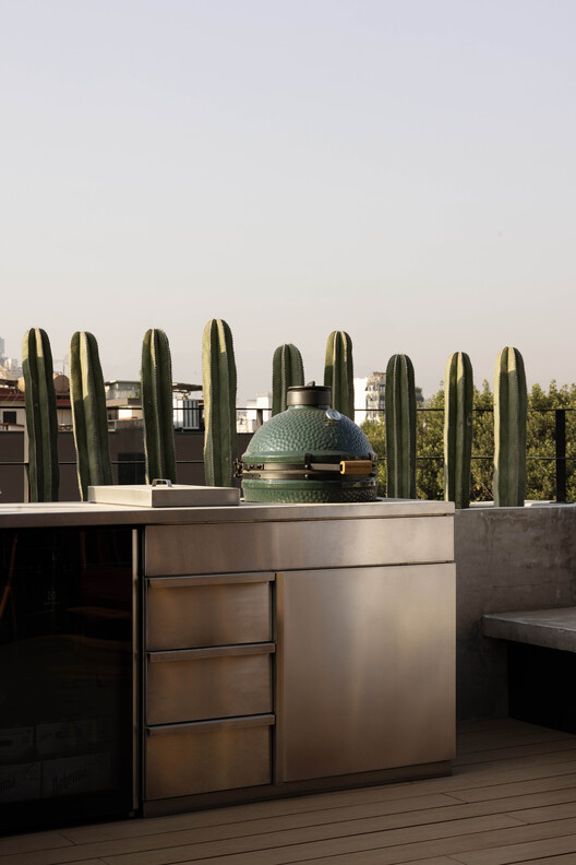 Brutalist Penthouse / Barde + vanVoltt Brutalist Penthouse / Barde + vanVoltt - Image 27 of 30