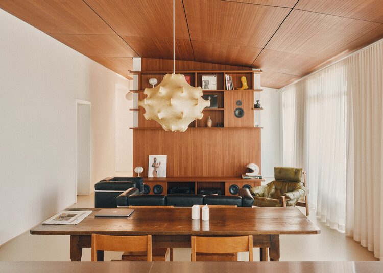 041BÖT Apartment / Christopher Sitzler - Interior Photography, Wood, Lighting, Chair