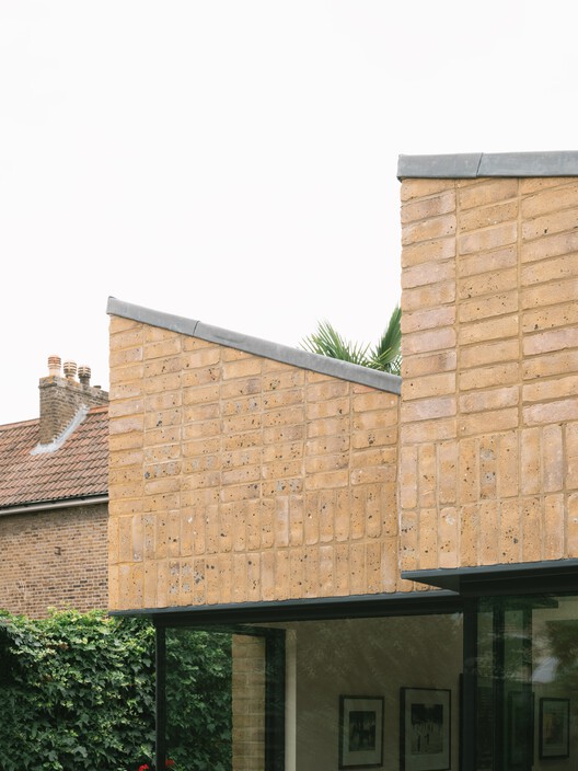 Sawtooth House / Francesco Pierazzi Architects Sawtooth House / Francesco Pierazzi Architects - Exterior Photography, Brick