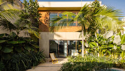 Mooca House / André Guerra Arquitetos