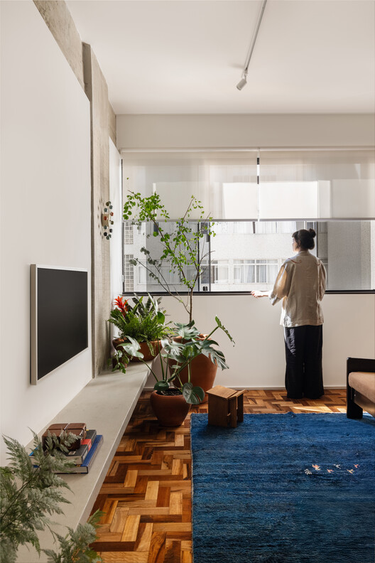 Caju Apartment / CODA Arquitetura Caju Apartment / CODA Arquitetura - Interior Photography, Wood, Lighting