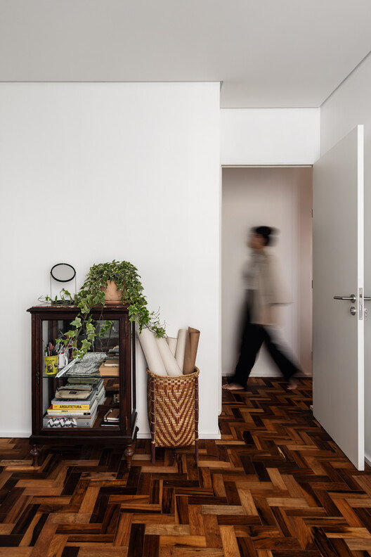 Caju Apartment / CODA Arquitetura Caju Apartment / CODA Arquitetura - Interior Photography, Wood