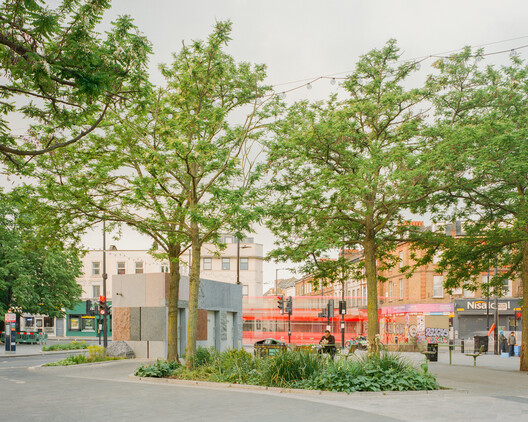 Maida Hill Public Toilet / Studio Weave Maida Hill Public Toilet / Studio Weave - Image 4 of 13