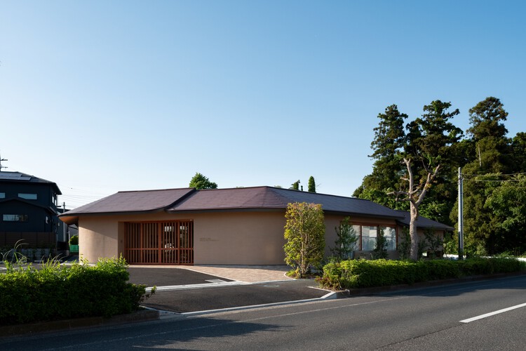 Bring Up Midori Children’s Development Center / OOOarchitecture - Exterior Photography, Door, Concrete
