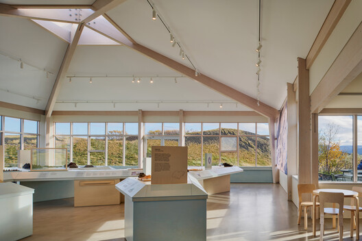The Gígur Visitor Center in Iceland / SP(R)INT STUDIO + Nissen Richards Studio - Interior Photography, Kitchen, Glass, Chair