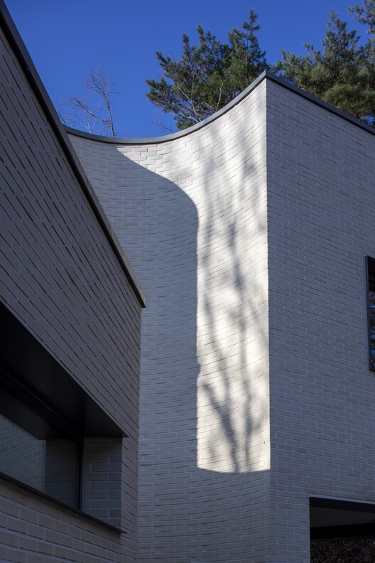 Mueonga House  / Snow AIDe - Image 8 of 27