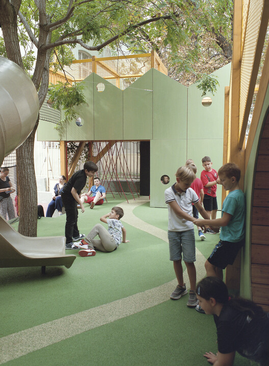 The Vertical Playgarden / Studio KRAFT The Vertical Playgarden / Studio KRAFT - Interior Photography