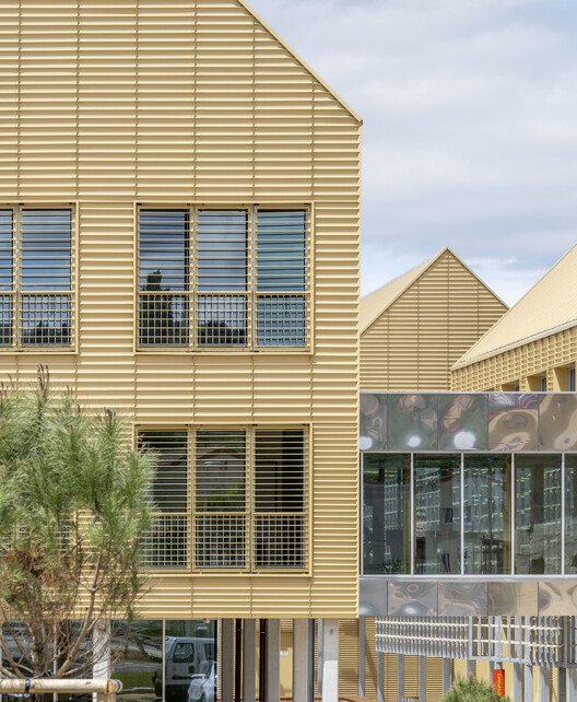 Cultural Center La Tuilerie in Limoux / Ferrier Marchetti Studio Cultural Center La Tuilerie in Limoux / Ferrier Marchetti Studio - Exterior Photography