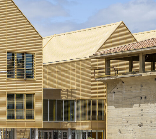 Cultural Center La Tuilerie in Limoux / Ferrier Marchetti Studio Cultural Center La Tuilerie in Limoux / Ferrier Marchetti Studio - Exterior Photography