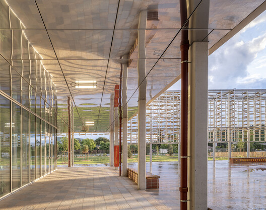 Cultural Center La Tuilerie in Limoux / Ferrier Marchetti Studio Cultural Center La Tuilerie in Limoux / Ferrier Marchetti Studio - Interior Photography, Glass, Column, Beam