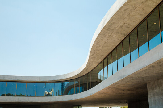 “Building a Swiss Watch Out of Concrete”: Clark Construction on LACMA’s David Geffen Galleries “Building a Swiss Watch Out of Concrete”: Clark Construction on LACMA’s David Geffen Galleries - Image 21 of 27