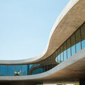 “Construir un reloj suizo de concreto”: Clark Construction sobre las Galerías David Geffen del LACMA - Imagen 20 de 4