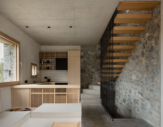 Treelithon - A countryside retreat / Not a Number Architects Treelithon - A countryside retreat / Not a Number Architects - Interior Photography, Kitchen, Concrete