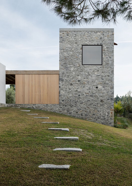 Treelithon - A countryside retreat / Not a Number Architects Treelithon - A countryside retreat / Not a Number Architects - Image 8 of 33