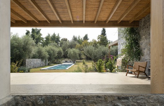 Treelithon - A countryside retreat / Not a Number Architects Treelithon - A countryside retreat / Not a Number Architects - Interior Photography, Wood, Concrete