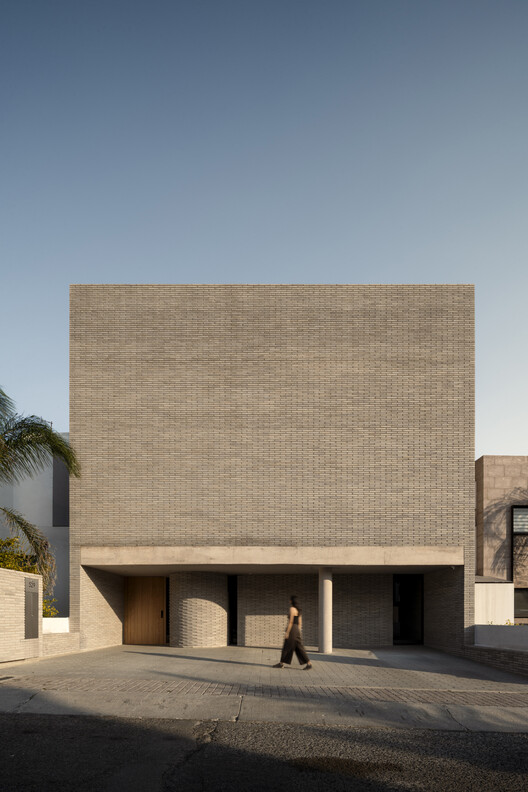 Refuge House / Taller Segovia Molina - Exterior Photography
