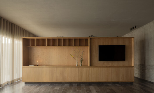 Refuge House / Taller Segovia Molina Refuge House / Taller Segovia Molina - Interior Photography, Wood