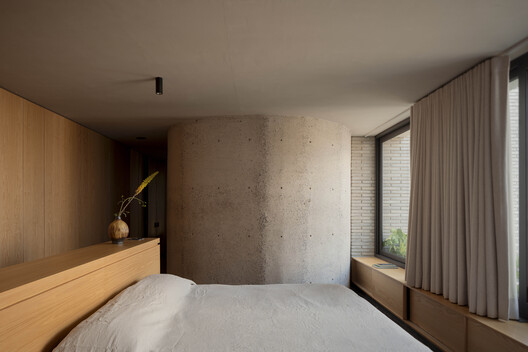Refuge House / Taller Segovia Molina Refuge House / Taller Segovia Molina - Interior Photography, Bedroom, Wood