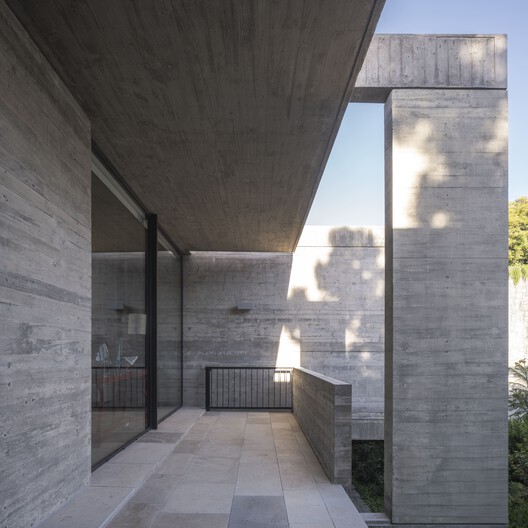 R.I. House / Infante Poblete Montt R.I. House / Infante Poblete Montt - Image 8 of 25