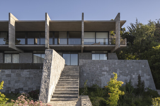 R.I. House / Infante Poblete Montt R.I. House / Infante Poblete Montt - Image 9 of 25