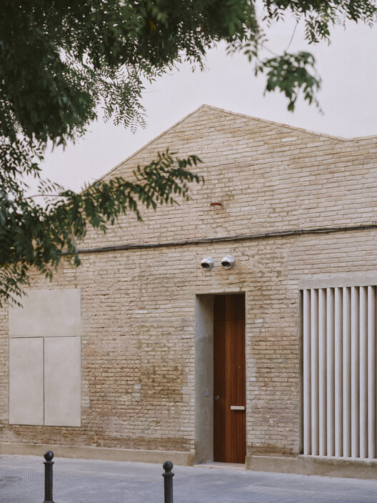Casa Nido / Iterare arquitectos Casa Nido / Iterare arquitectos - Exterior Photography, Door, Brick, Concrete