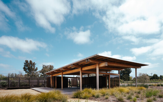 Live Oak Farm Pavilion / Austin Sandy Architects Live Oak Farm Pavilion / Austin Sandy Architects - Image 13 of 24