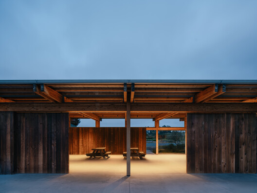 Live Oak Farm Pavilion / Austin Sandy Architects Live Oak Farm Pavilion / Austin Sandy Architects - Image 19 of 24