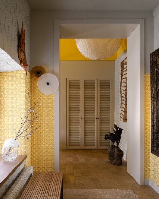 Mimosa Apartment / Treivas Architecture Bureau Mimosa Apartment / Treivas Architecture Bureau - Interior Photography, Wood, Lighting
