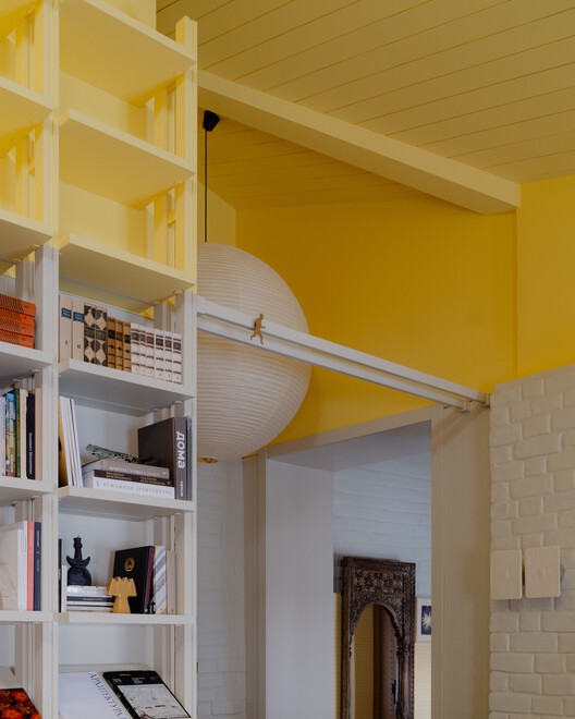 Mimosa Apartment / Treivas Architecture Bureau Mimosa Apartment / Treivas Architecture Bureau - Image 17 of 18