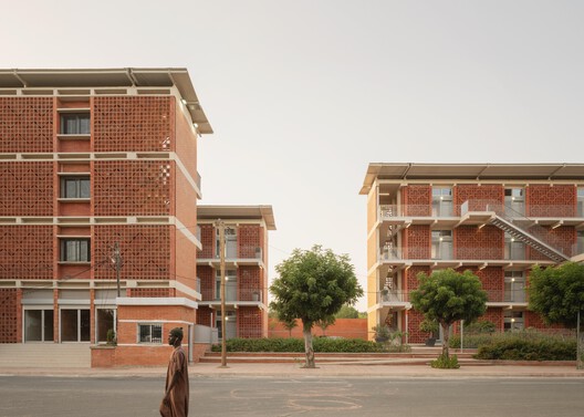 UCAD Dakar Student Housing / Hardel Le Bihan Architectes UCAD Dakar Student Housing / Hardel Le Bihan Architectes - Exterior Photography