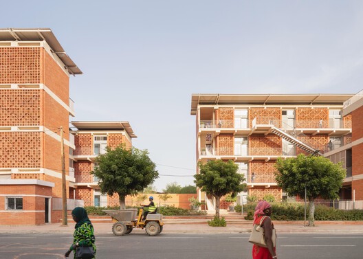 UCAD Dakar Student Housing / Hardel Le Bihan Architectes UCAD Dakar Student Housing / Hardel Le Bihan Architectes - Exterior Photography