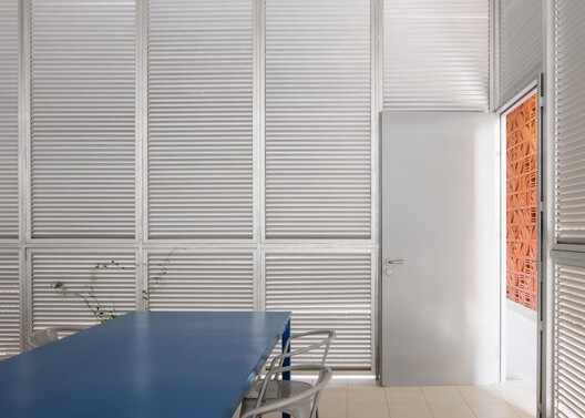 UCAD Dakar Student Housing / Hardel Le Bihan Architectes UCAD Dakar Student Housing / Hardel Le Bihan Architectes - Interior Photography, Glass