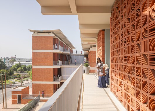 UCAD Dakar Student Housing / Hardel Le Bihan Architectes UCAD Dakar Student Housing / Hardel Le Bihan Architectes - Interior Photography, Balcony