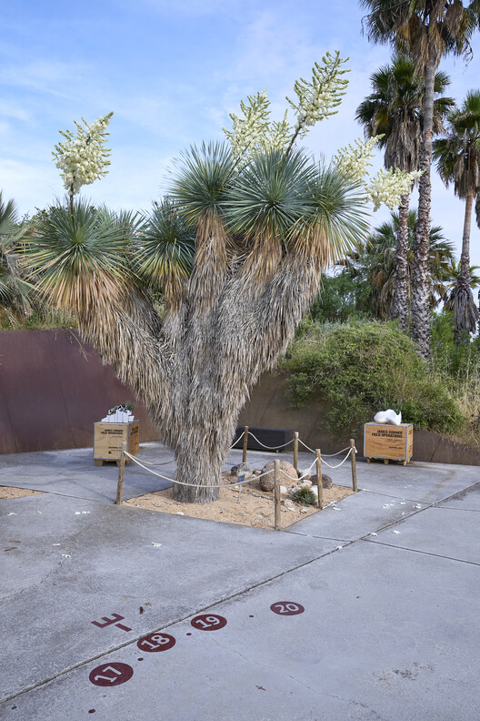 Parlour Gardens Exhibition Displays Miniature Ceramic Landscapes at Barcelona's Botanic Garden Parlour Gardens Exhibition Displays Miniature Ceramic Landscapes at Barcelona's Botanic Garden - Image 30 of 97