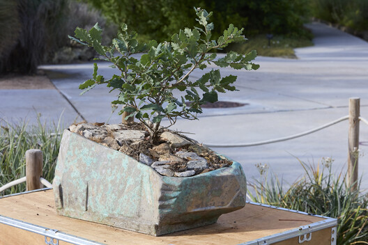 Parlour Gardens Exhibition Displays Miniature Ceramic Landscapes at Barcelona's Botanic Garden Parlour Gardens Exhibition Displays Miniature Ceramic Landscapes at Barcelona's Botanic Garden - Image 38 of 97