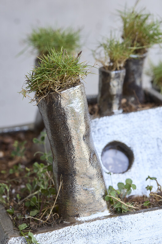 Parlour Gardens Exhibition Displays Miniature Ceramic Landscapes at Barcelona's Botanic Garden Parlour Gardens Exhibition Displays Miniature Ceramic Landscapes at Barcelona's Botanic Garden - Image 72 of 97