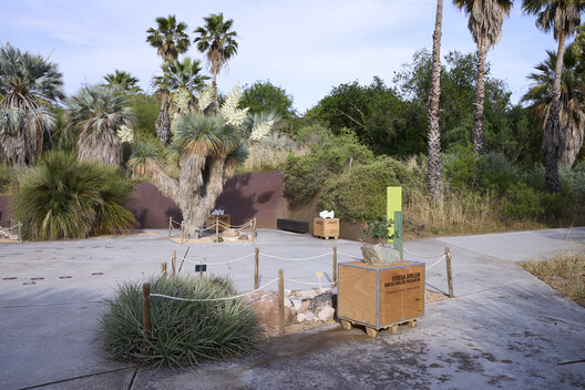 Parlour Gardens Exhibition Displays Miniature Ceramic Landscapes at Barcelona's Botanic Garden Parlour Gardens Exhibition Displays Miniature Ceramic Landscapes at Barcelona's Botanic Garden - Image 33 of 97
