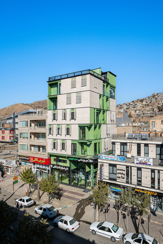 Edificio Médico Marivan / AsNow Design & Construct Edificio Médico Marivan / AsNow Design & Construct - Fotografía exterior, Fachada, Balcón