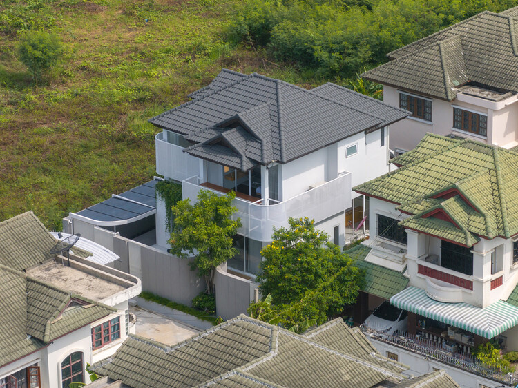 Reborn House / DARE – Design Arena + Research - Fotografía exterior, Balcón