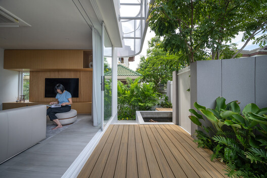 Reborn House / DARE – Design Arena + Research Reborn House / DARE – Design Arena + Research - Interior Photography, Wood, Balcony, Deck