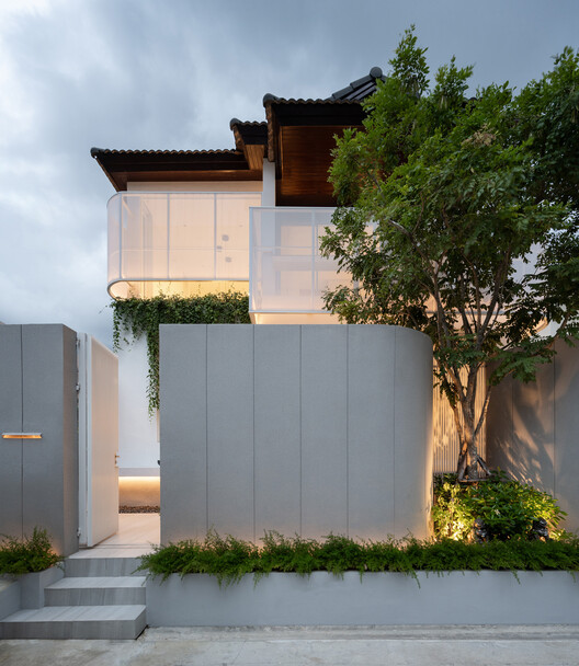 Reborn House / DARE – Design Arena + Research Reborn House / DARE – Design Arena + Research - Exterior Photography, Balcony