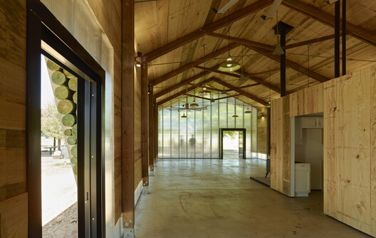 How the Arts and Crafts Movement Still Shapes Contemporary Architecture How the Arts and Crafts Movement Still Shapes Contemporary Architecture - Image 16 of 49