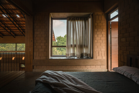The Saffron Verandah House / HabitArt Architecture Studio The Saffron Verandah House / HabitArt Architecture Studio - Interior Photography, Bedroom, Wood, Bed