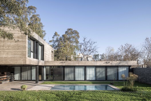 Bell House / BILBAO | LOPEZ Bell House / BILBAO | LOPEZ - Exterior Photography, Door, Concrete