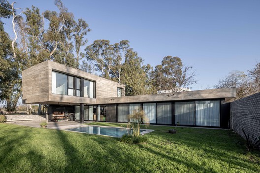 Bell House / BILBAO | LOPEZ Bell House / BILBAO | LOPEZ - Exterior Photography, Concrete