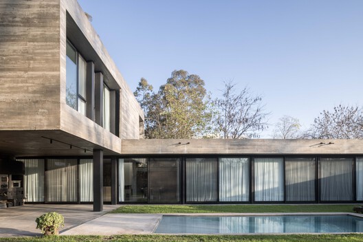 Bell House / BILBAO | LOPEZ Bell House / BILBAO | LOPEZ - Image 6 of 27