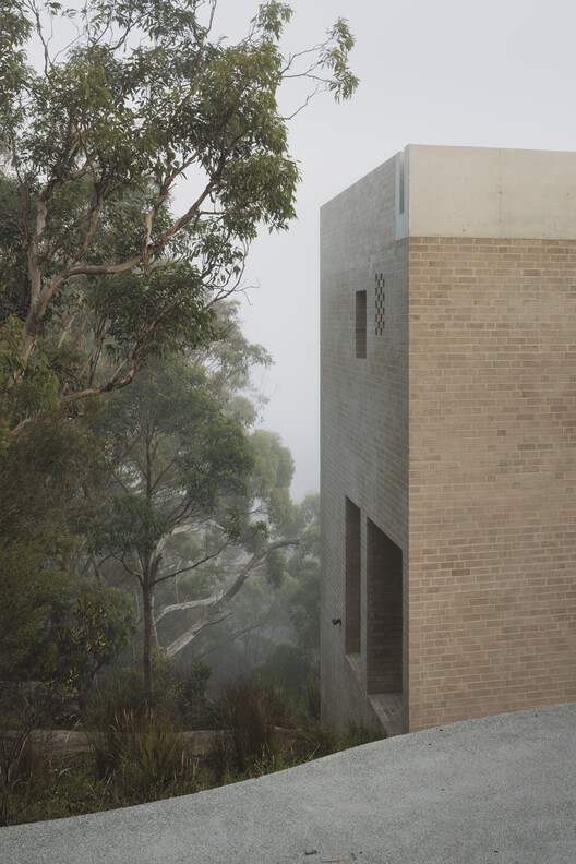 EA House / Bokey Grant EA House / Bokey Grant - Image 8 of 25