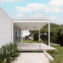 Looking South House / PLUG arquitectura modular - Houses