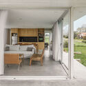 Looking South House / PLUG arquitectura modular - Interior Photography, Houses, Door, Balcony, Chair