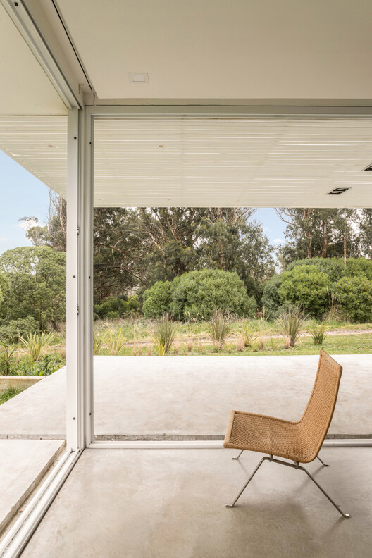 Looking South House / PLUG arquitectura modular Looking South House / PLUG arquitectura modular - Interior Photography